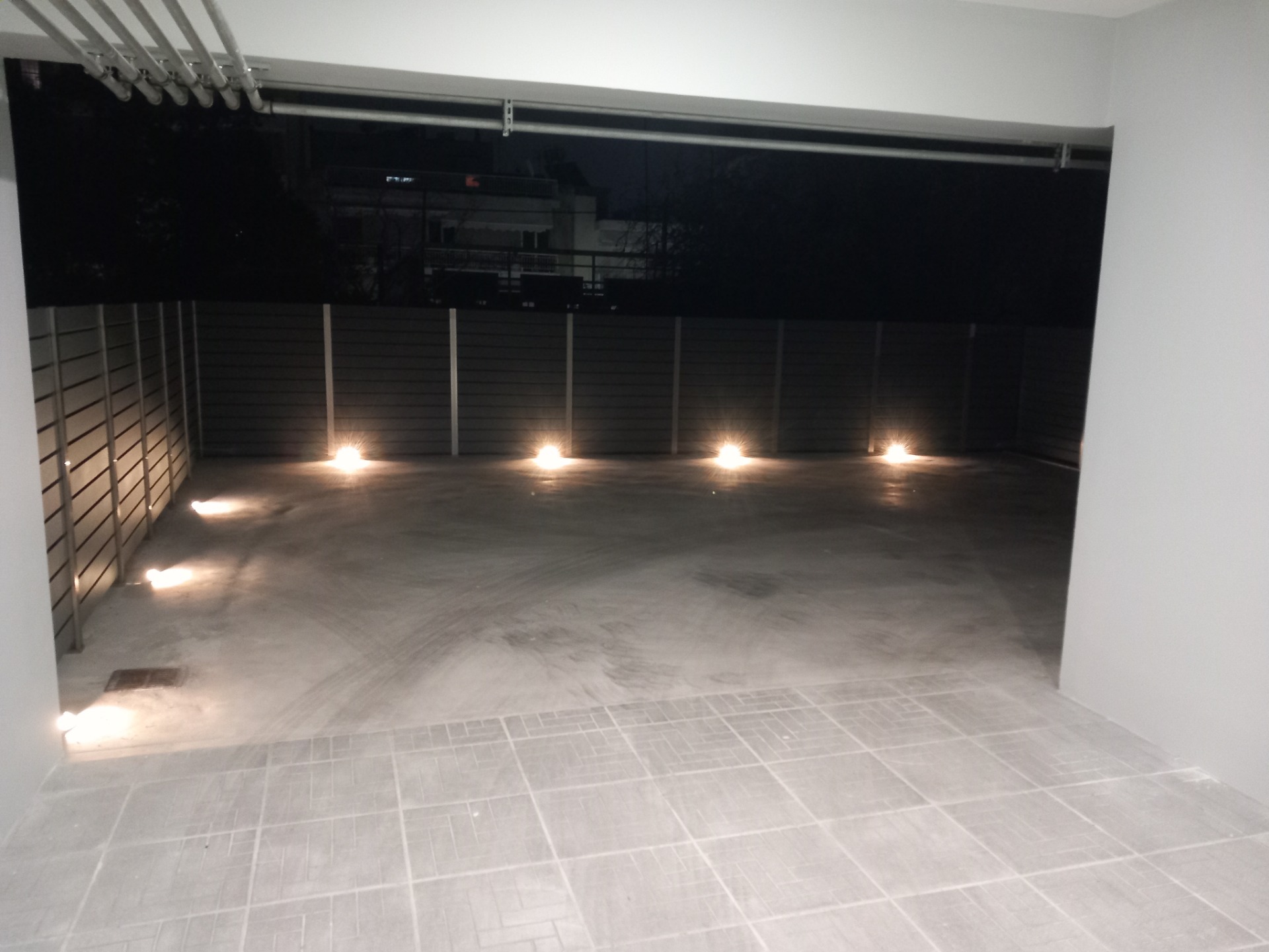 Ακάλυπτος πυλωτής