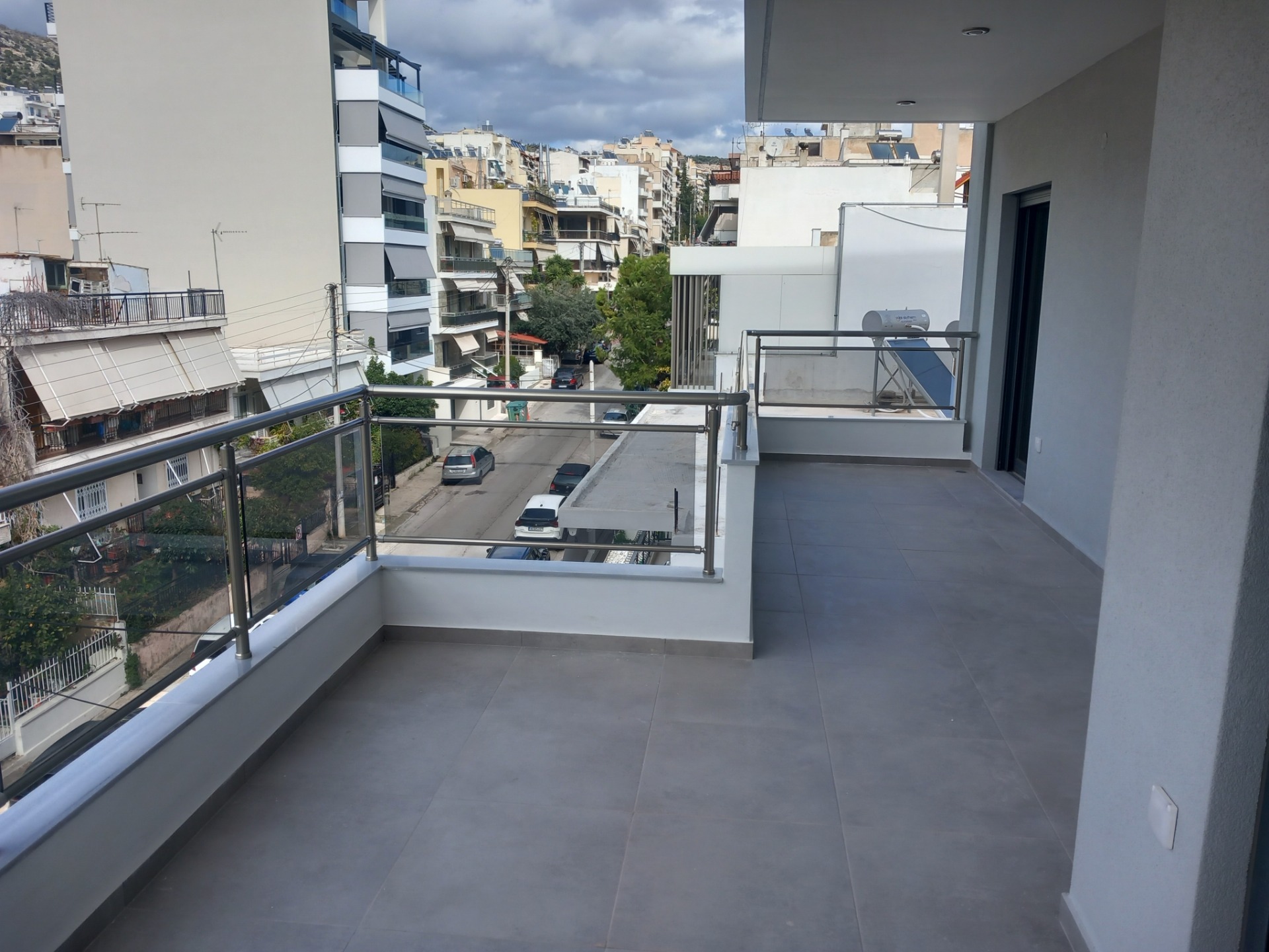 Βεράντα Εμπρός 2